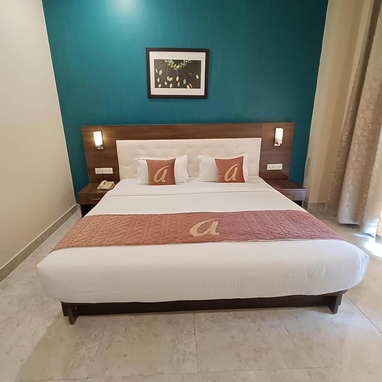 Astra Hotels & Suites Whitefield Near To Nallurahalli Metro Station And Ktpo Бангалор Экстерьер фото